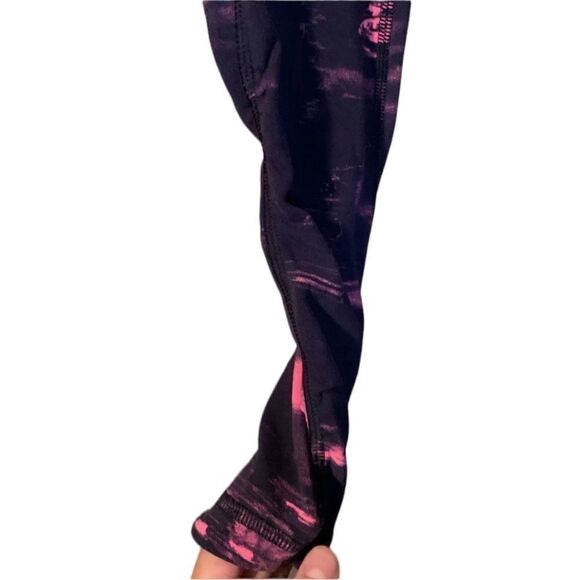 3 for $30! New balance colourful cropped leggings - Picture 8 of 12